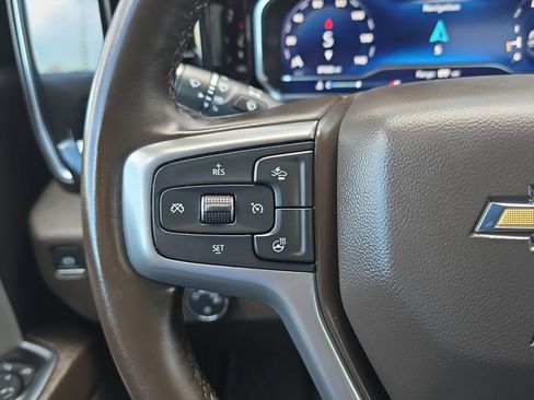 Used 2024 Chevrolet Silverado 1500 LT AWD/4WD image 19