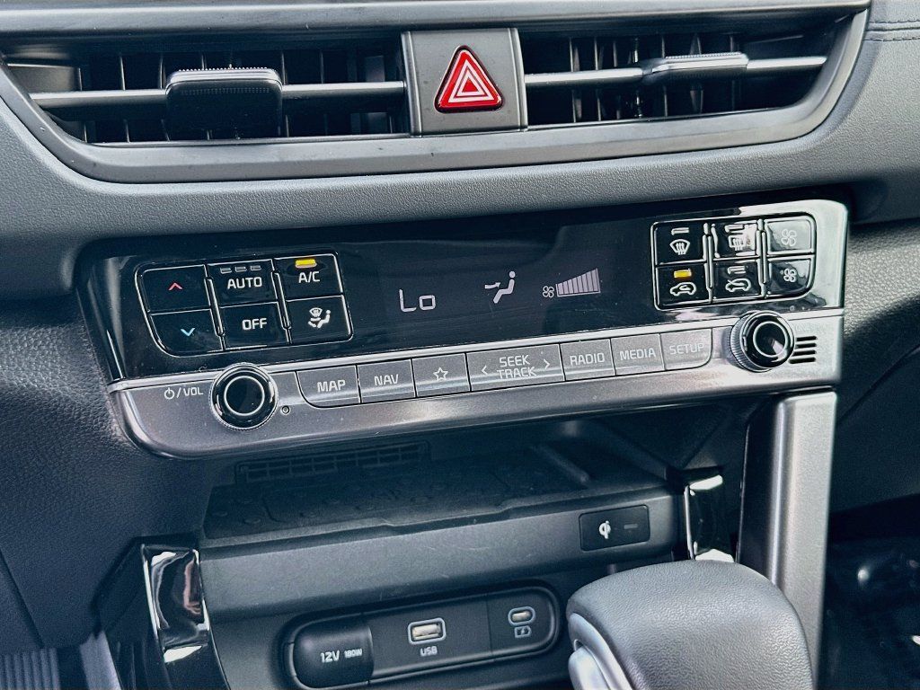 Used 2025 Kia Seltos EX w/ EX Sunroof Package FWD image 16
