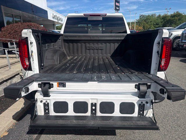 Used 2023 GMC Sierra 1500 SLT w/ SLT Premium Plus Package AWD/4WD image 27