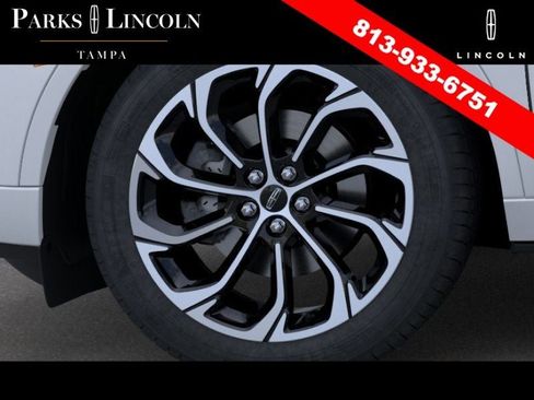 New 2026 Lincoln Nautilus Reserve AWD/4WD image 19