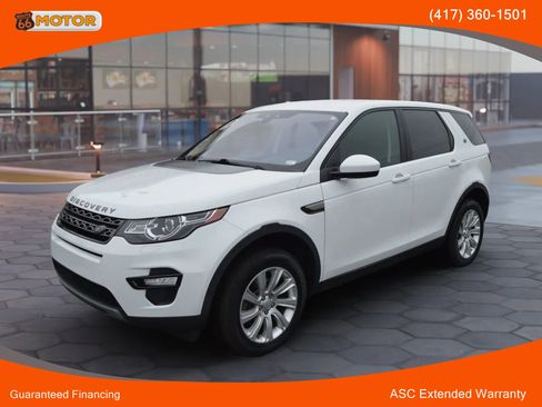 Used 2018 Land Rover Discovery Sport SE image 1