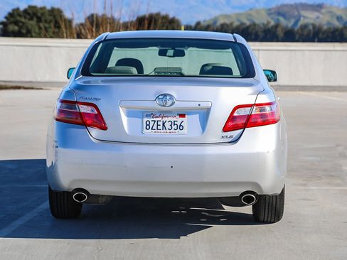 Used 2008 Toyota Camry XLE image 6