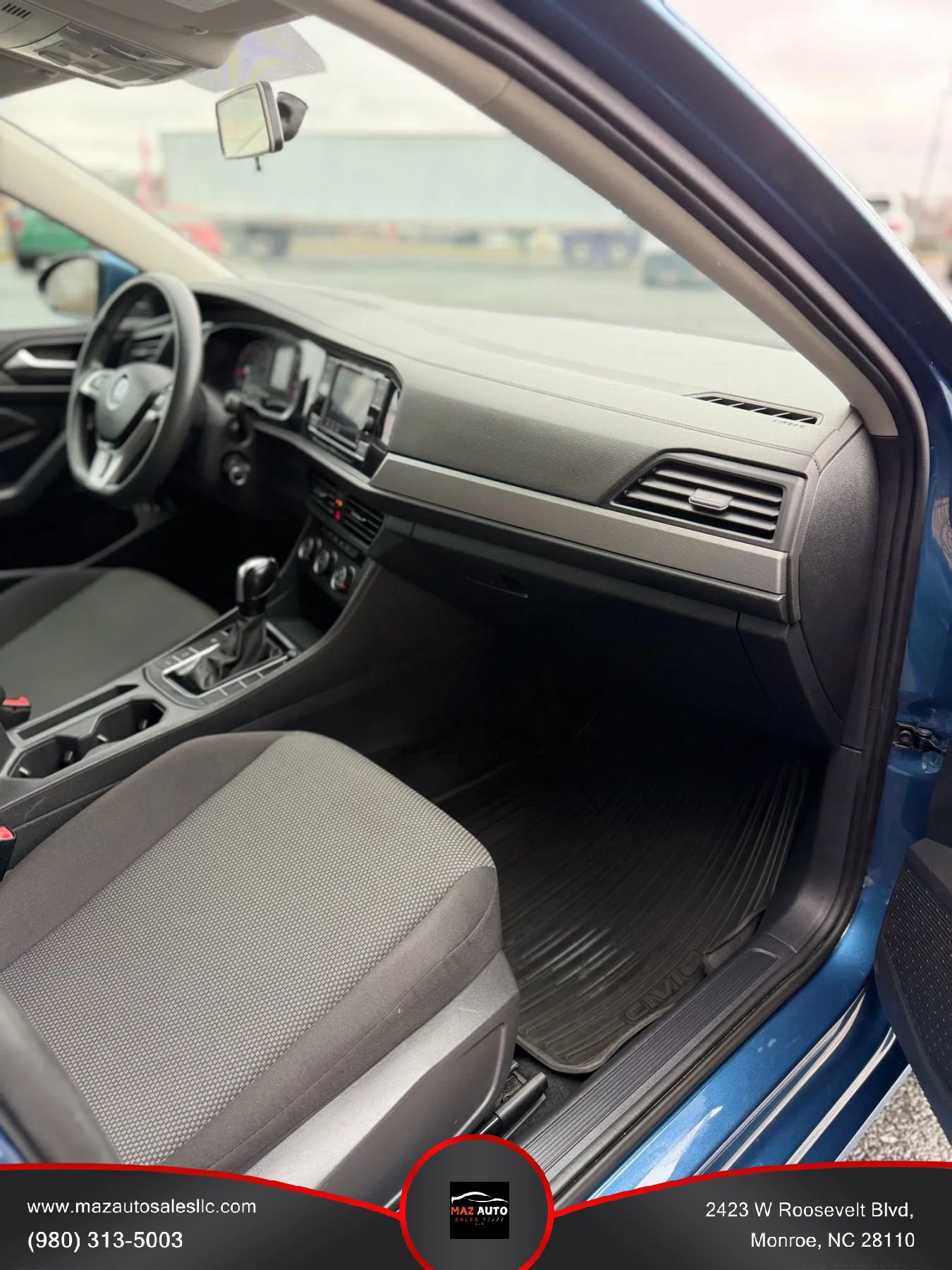 Used 2019 Volkswagen Jetta S w/ Driver Assistance Package FWD image 15