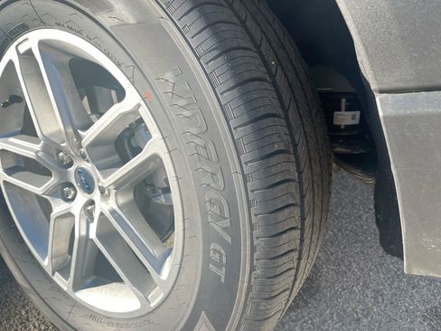 New 2026 Ford Explorer Active w/ Active Comfort Package image 13