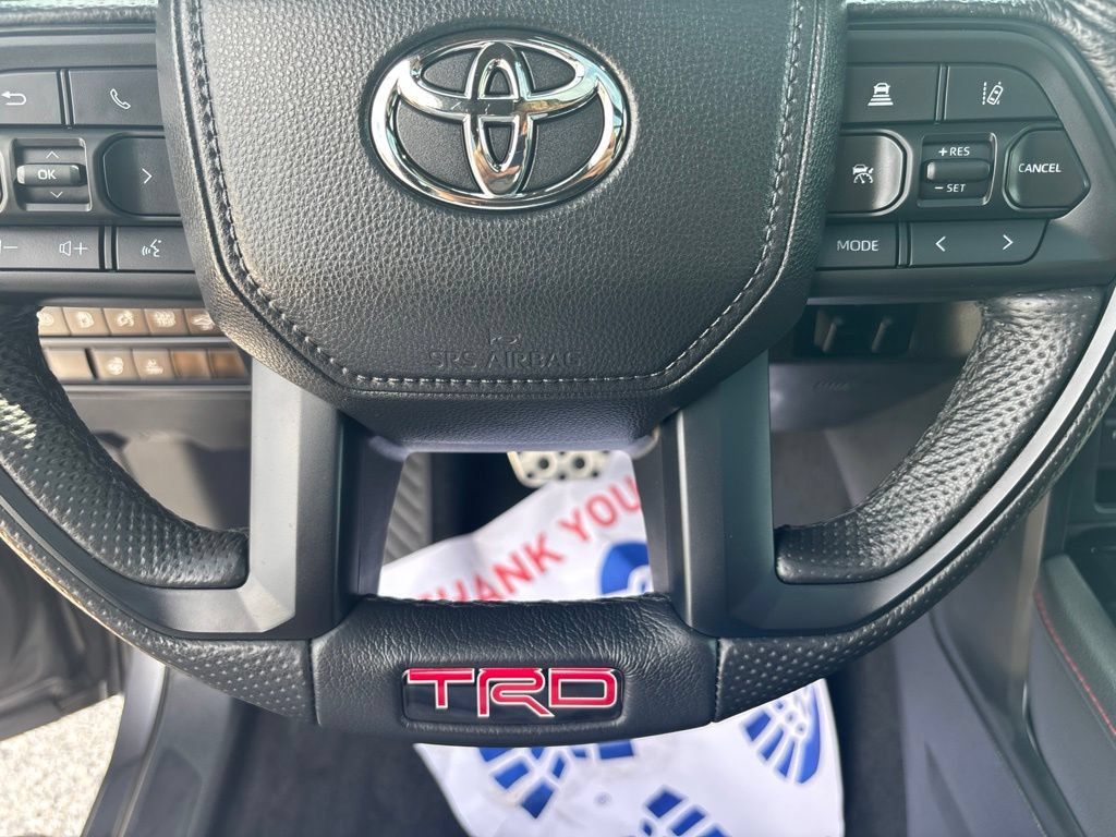Used 2025 Toyota Sequoia TRD Pro AWD/4WD image 40