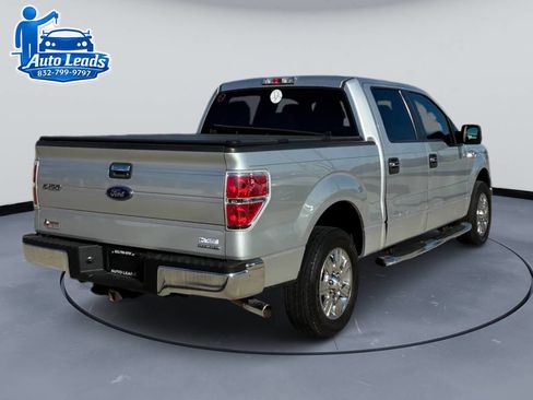 Used 2012 Ford F150 XLT w/ XLT Chrome Pkg image 5