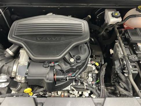 Used 2020 GMC Acadia Denali image 41