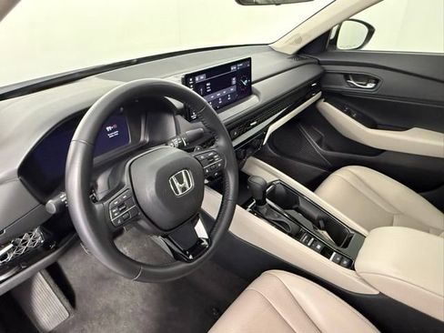 Used 2023 Honda Accord EX-L image 16