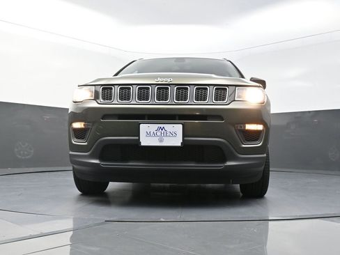 Used 2018 Jeep Compass Sport AWD/4WD image 22
