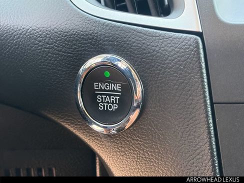 Used 2017 Ford Edge SEL w/ Equipment Group 201A FWD image 20