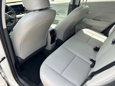 New 2026 Hyundai Kona SEL Premium FWD image 19