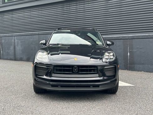 Certified 2023 Porsche Macan S AWD/4WD image 13