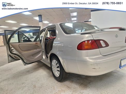 Used 2000 Toyota Corolla CE FWD image 4