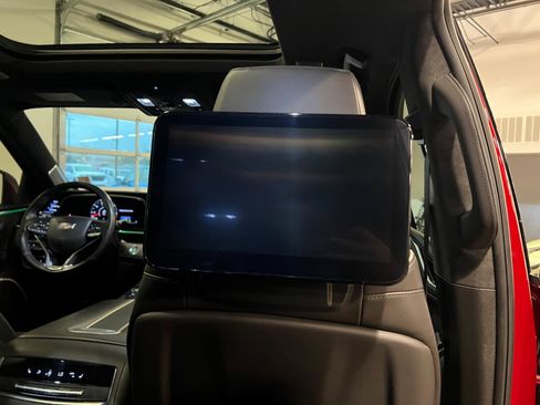 Used 2023 Cadillac Escalade V AWD/4WD image 42