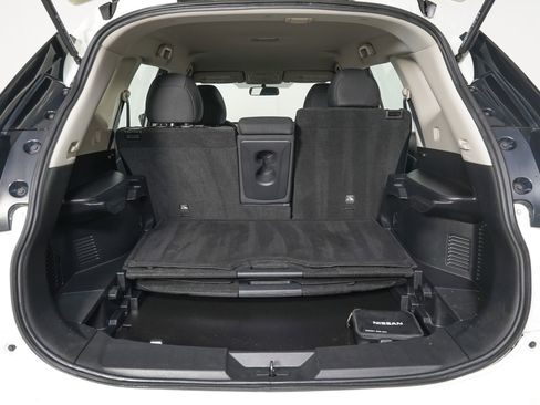 Used 2018 Nissan Rogue S FWD image 10