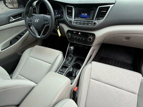Used 2017 Hyundai Tucson SE image 36