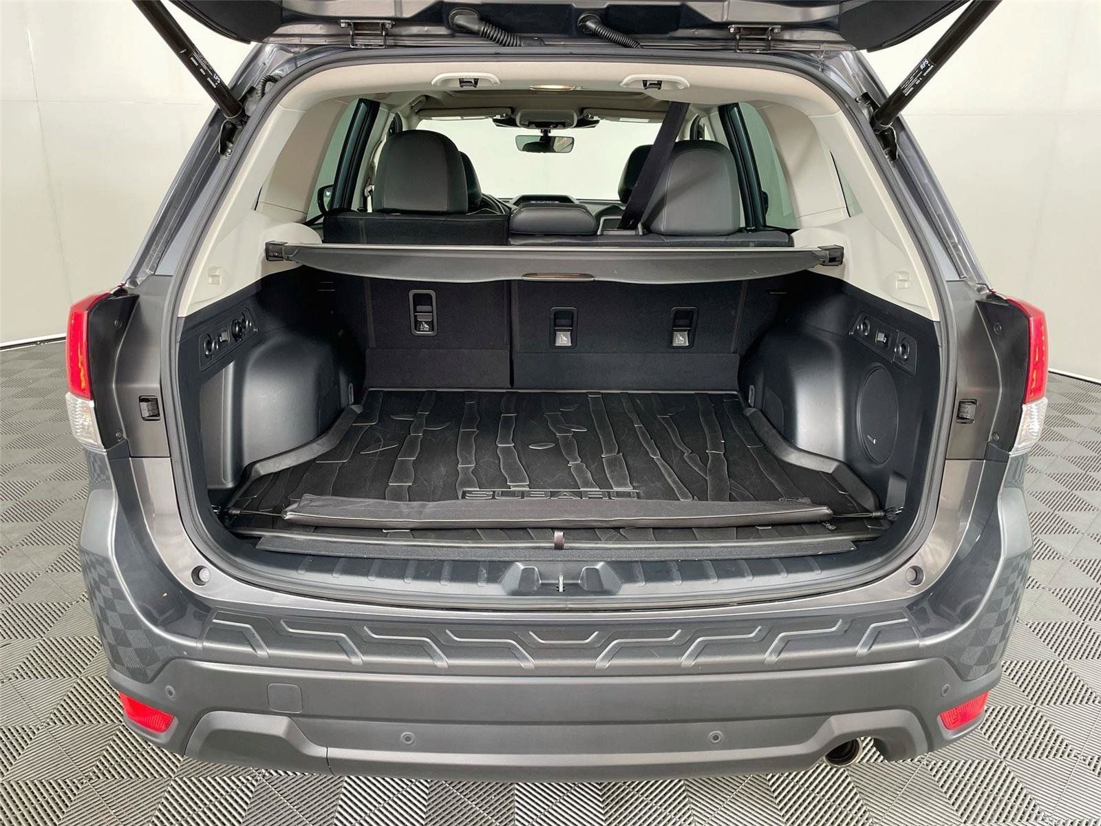 Certified 2023 Subaru Forester Limited AWD/4WD image 30