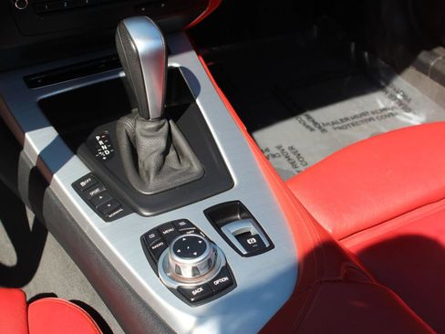 Used 2011 BMW Z4 sDrive30i image 31