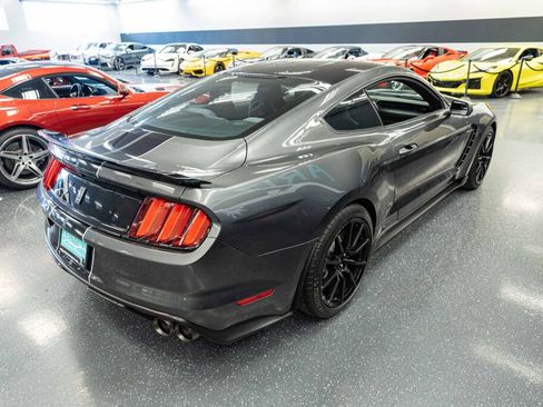 Used 2016 Ford Mustang Shelby GT350 w/ Track Package RWD image 5