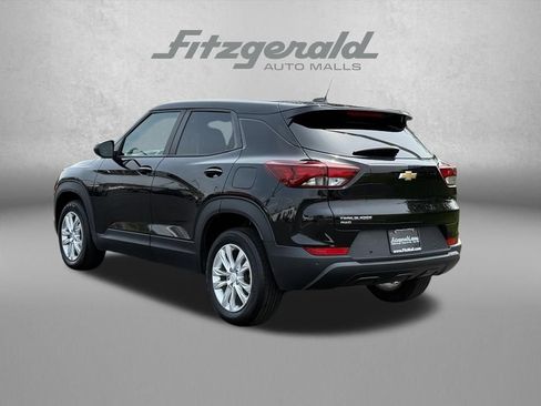 Used 2021 Chevrolet TrailBlazer LS AWD/4WD image 8