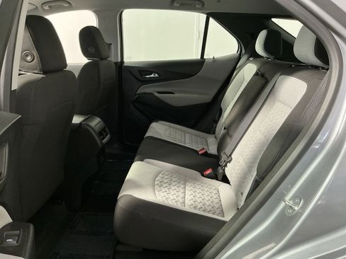 Used 2023 Chevrolet Equinox LS FWD image 24