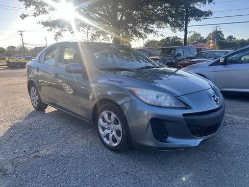 Used 2013 MAZDA MAZDA3 i SV w/ Convenience Pkg FWD image 5