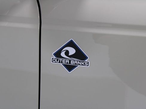 New 2025 Ford Bronco Outer Banks image 12