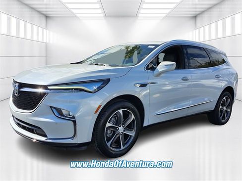 Used 2022 Buick Enclave Essence w/ Experience Buick Package image 3