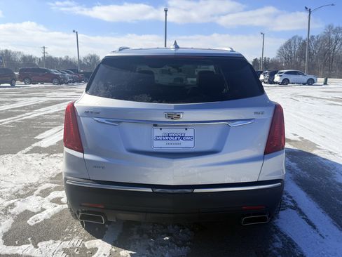Used 2017 Cadillac XT5 Luxury w/ Driver Awareness Package image 4