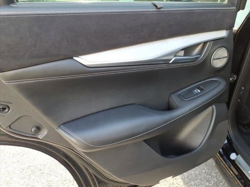 Certified 2019 INFINITI QX50 Essential w/ Sensory Package image 11