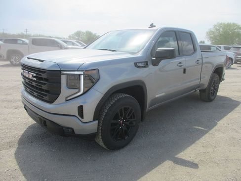 New 2026 GMC Sierra 1500 Elevation AWD/4WD image 11