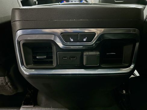 Used 2021 Chevrolet Silverado 2500 High Country image 27