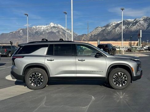 New 2026 Chevrolet Traverse Z71 w/ Enhanced Driving Package AWD/4WD image 26