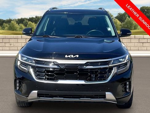 Used 2024 Kia Seltos SX w/ SX Sunroof Package AWD/4WD image 3