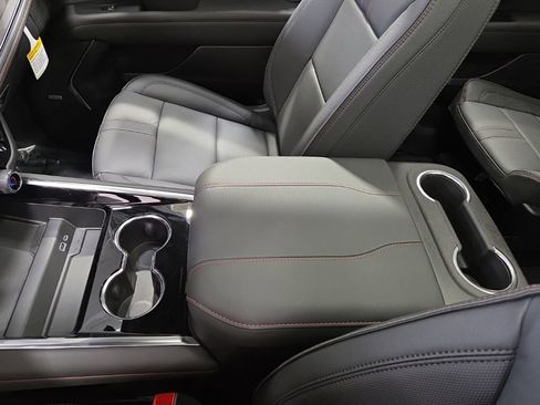 New 2026 Chevrolet Suburban RST w/ Comfort Package AWD/4WD image 26
