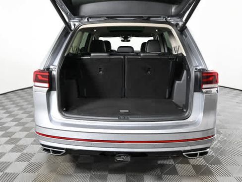 Used 2024 Volkswagen Atlas SEL Premium R-Line AWD/4WD image 9