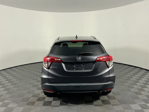Used 2021 Honda HR-V EX image 4