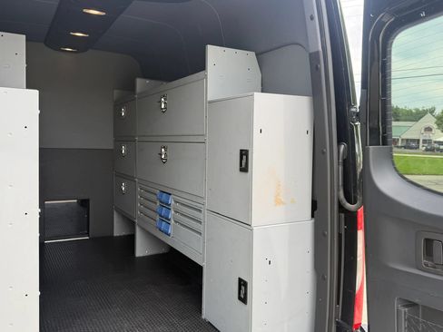 Used 2020 Mercedes-Benz Sprinter 2500 image 10
