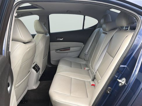 Used 2016 Acura TLX V6 FWD image 18