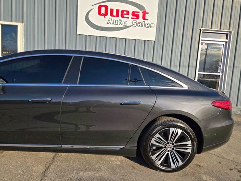 Used 2023 Mercedes-Benz EQS 450+ 4MATIC Sedan image 4
