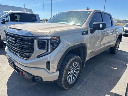 Used 2022 GMC Sierra 1500 AT4 w/ AT4 Preferred Package