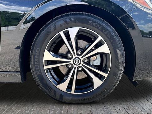 Used 2023 Nissan Sentra SV FWD image 10