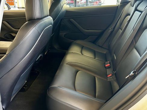 Used 2019 Tesla Model 3 AWD/4WD image 17