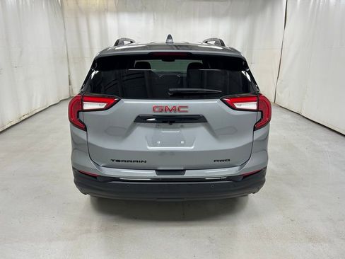 Used 2023 GMC Terrain SLE w/ Elevation Edition AWD/4WD image 6