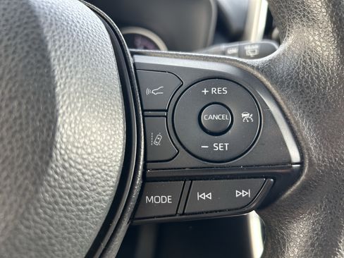 Certified 2024 Toyota RAV4 XLE AWD/4WD image 23