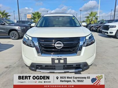 Used 2023 Nissan Pathfinder Platinum