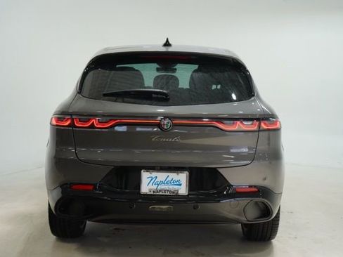 New 2025 Alfa Romeo Tonale w/ Premium Package AWD/4WD image 6