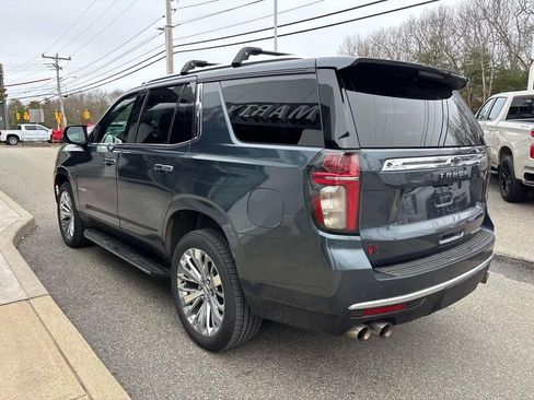 Used 2021 Chevrolet Tahoe Premier w/ Premium Package image 5