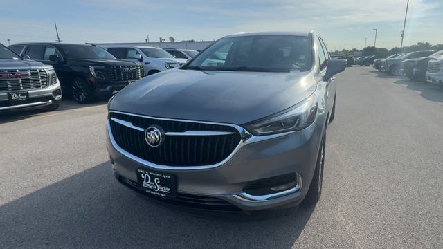 Used 2018 Buick Enclave Essence FWD image 4
