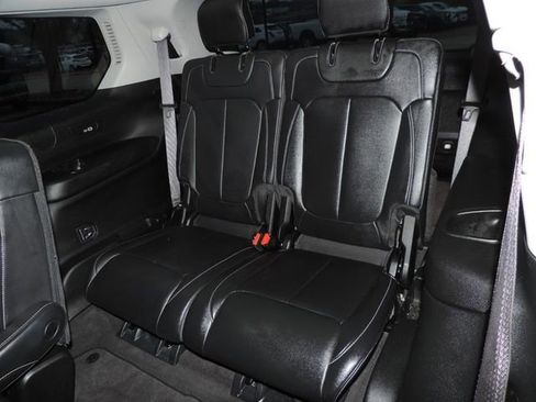 Used 2021 Jeep Grand Cherokee L Limited image 24